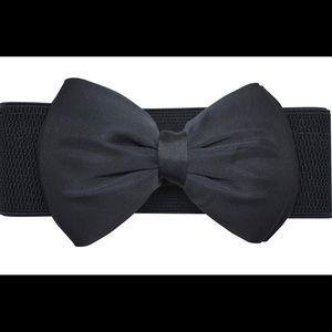 Black bow belt